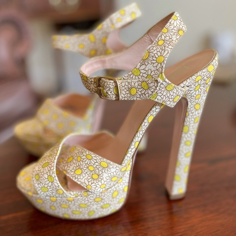 Valentino Red Daisy print platform sandal